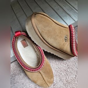 Preloved UGG, brown, size 10